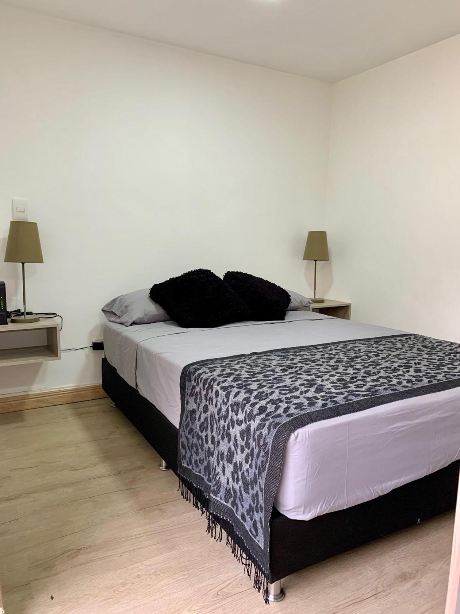 Acogedor Y En Laureles Medellín
